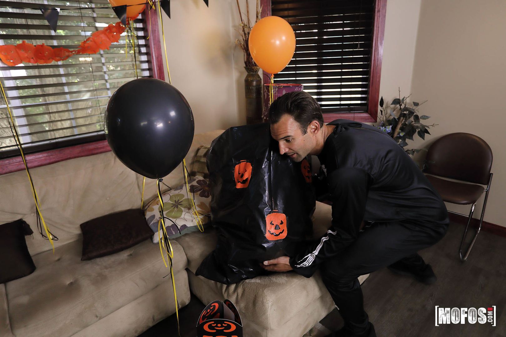 Tiny Trick or Treater