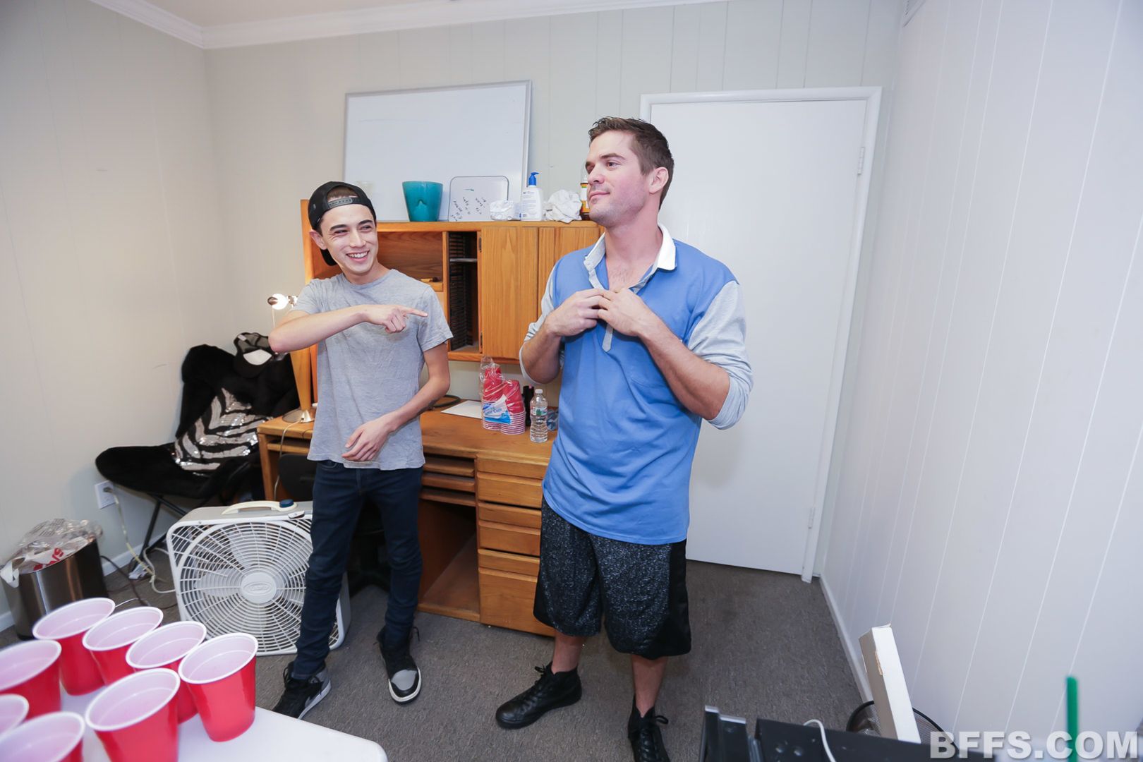 Beer Pong Besties