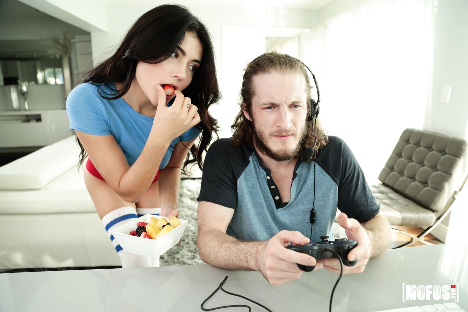 Lazy Sunday Relationship Goals with Adria Rae