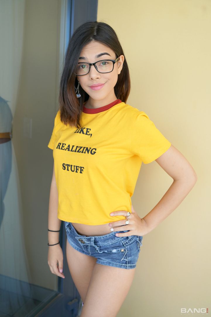 Harmony Wonder Is A Sweetheart That Has A Craving For Cock