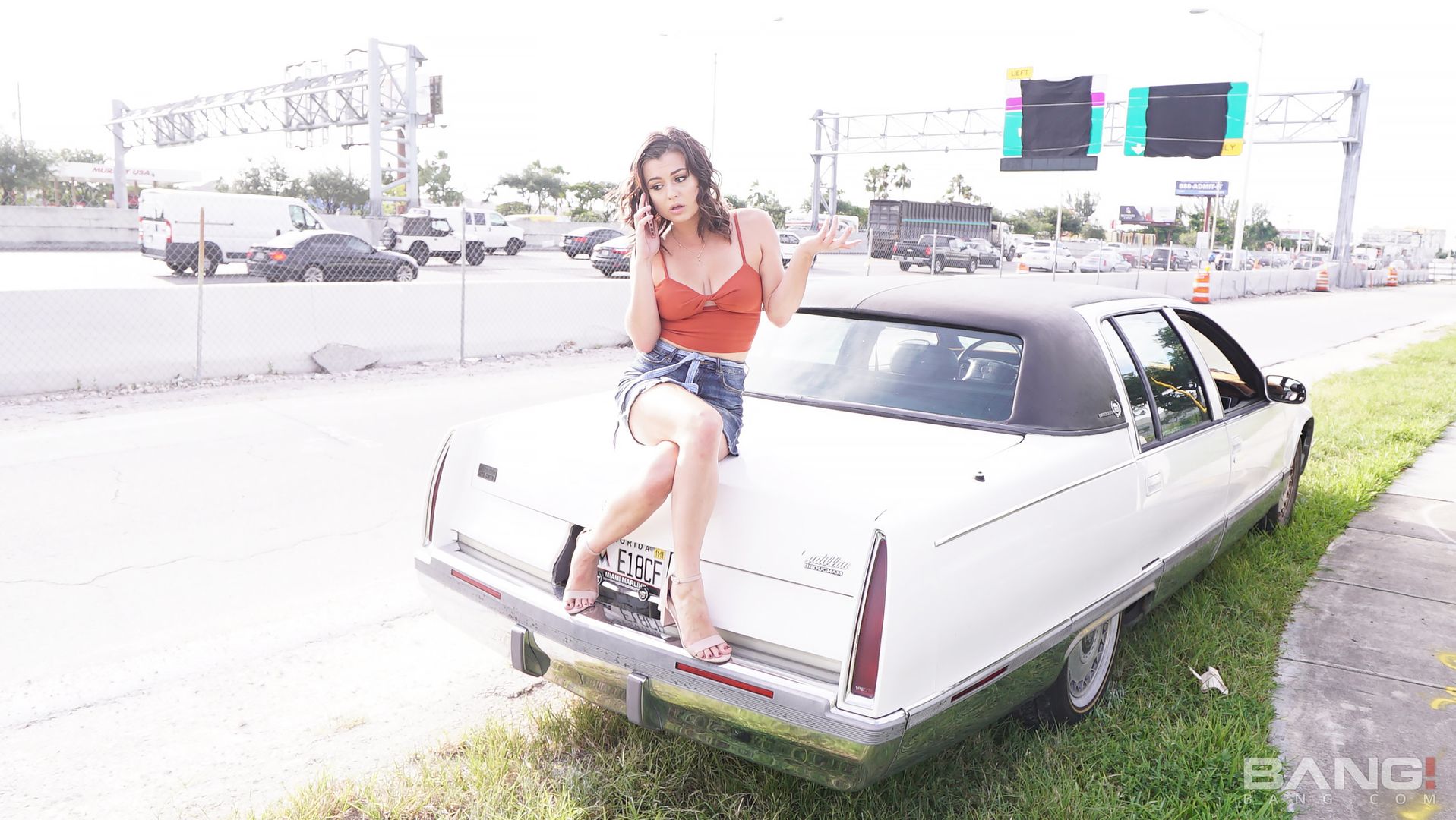 Samantha Gets Her Car Repaired In Exchange For A Mechanic Suck And Fuck