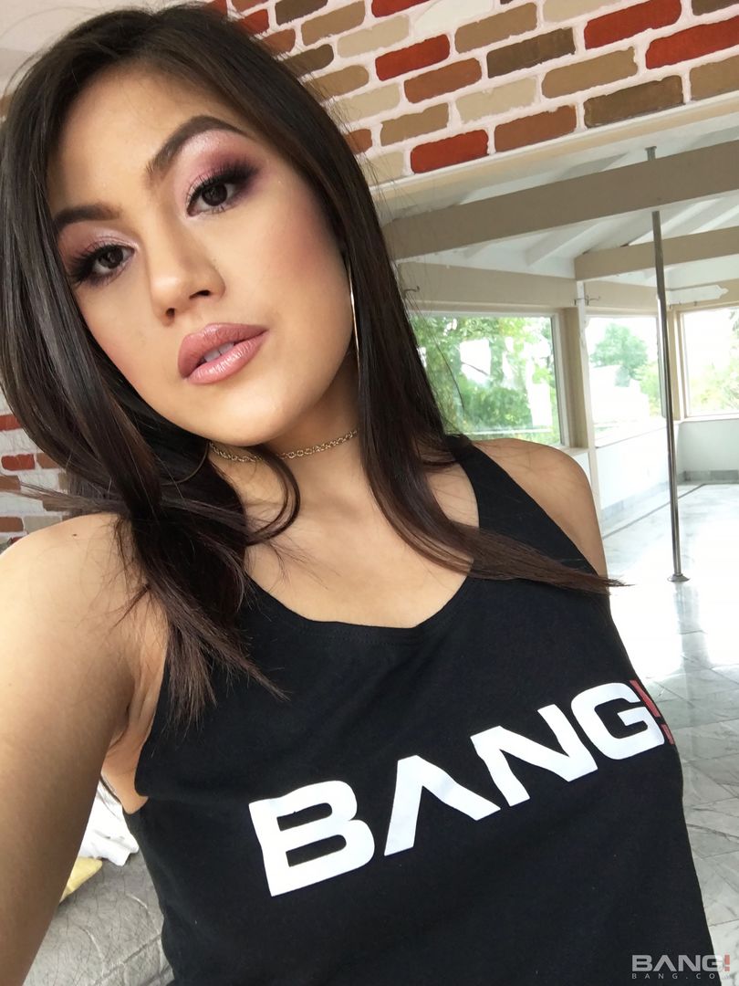 Kendra Spade Is A Slutty Anal Whore