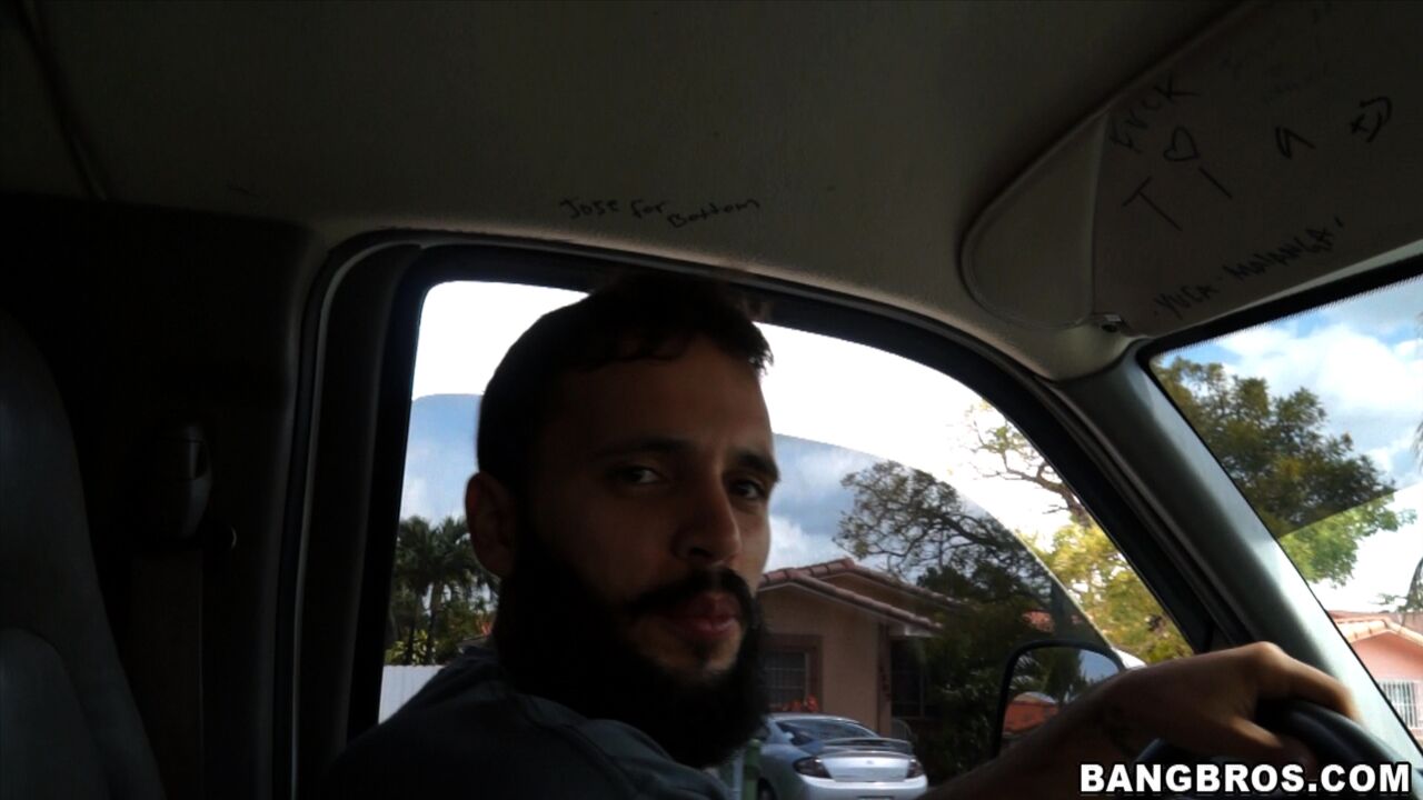 Big natural tits get fucked on BangBus