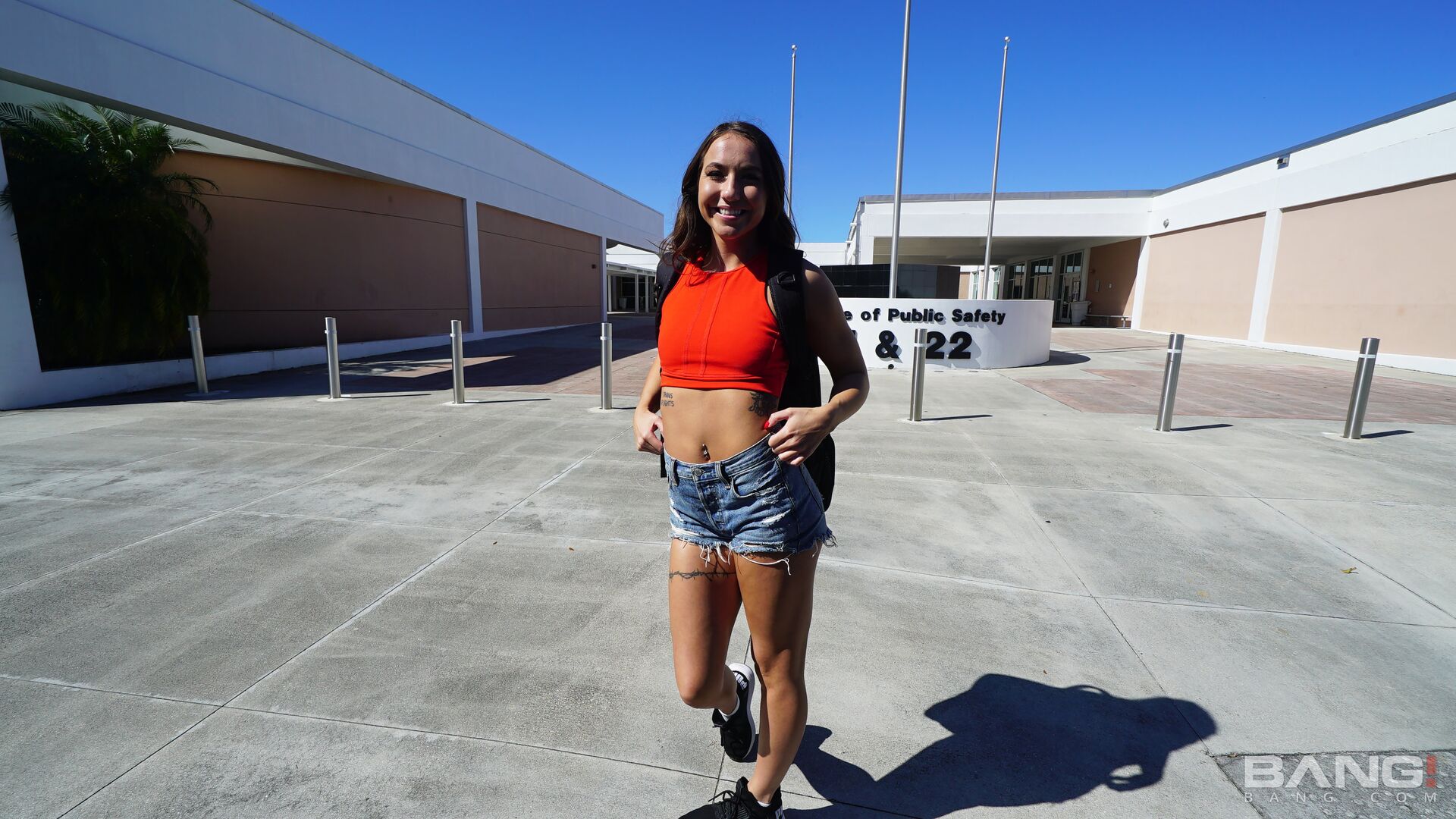 Violet Reign Is A College Student That Wants To Get Fucked NOW