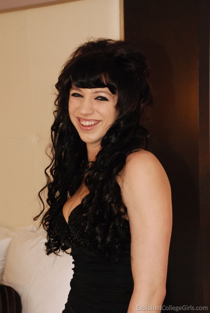Monica 010730