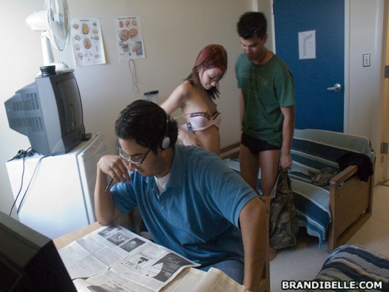 The Oblivious Roomate