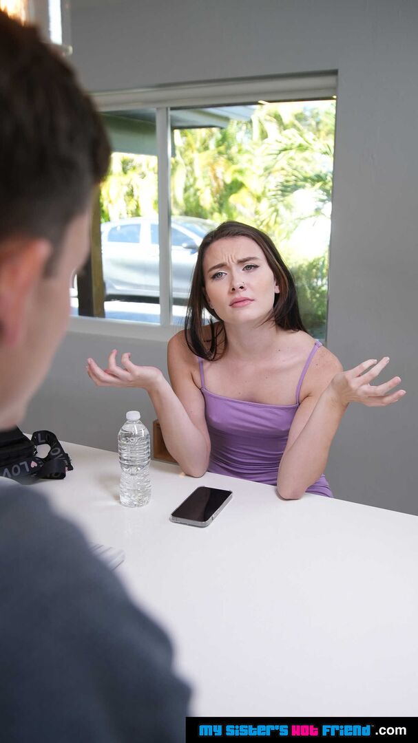 College babe Veronica Church caught her boyfriend cheating and now she wants revenge sex
