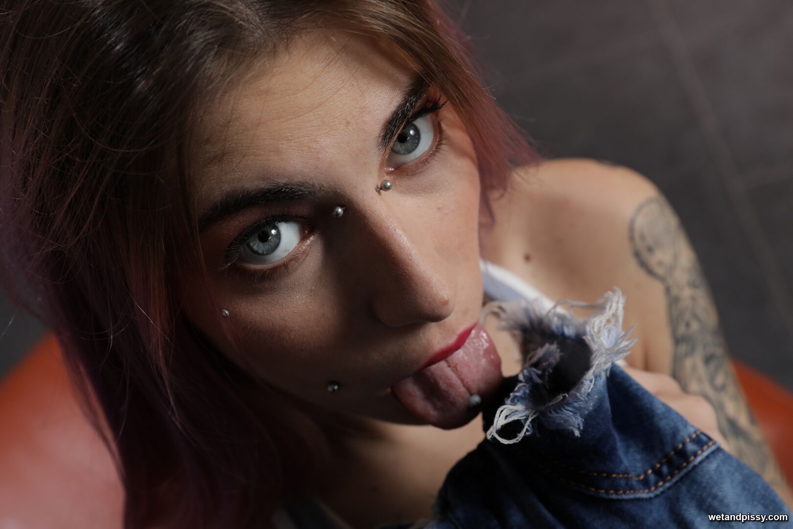 DALIA — SERIOUS SQUIRTER
