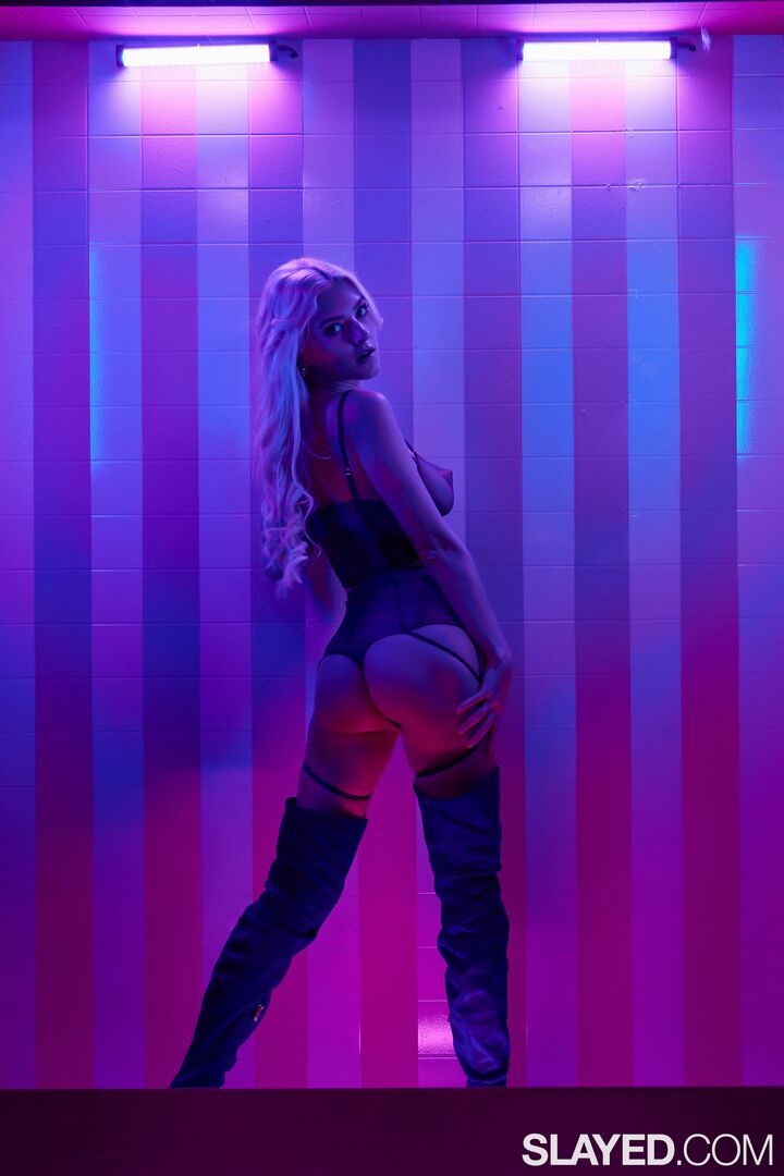 Dollhouse 2