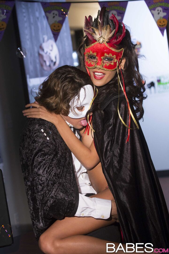Trick or Treat 3078151