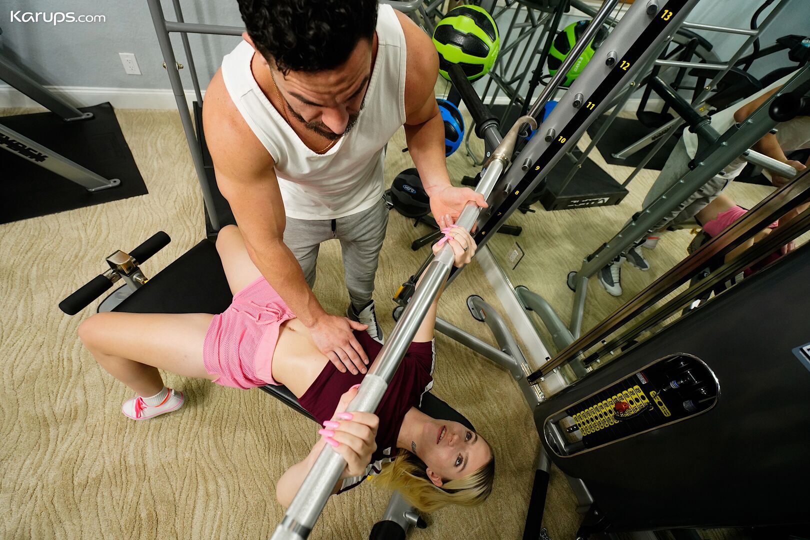 JIZZED ON GYM SLUT