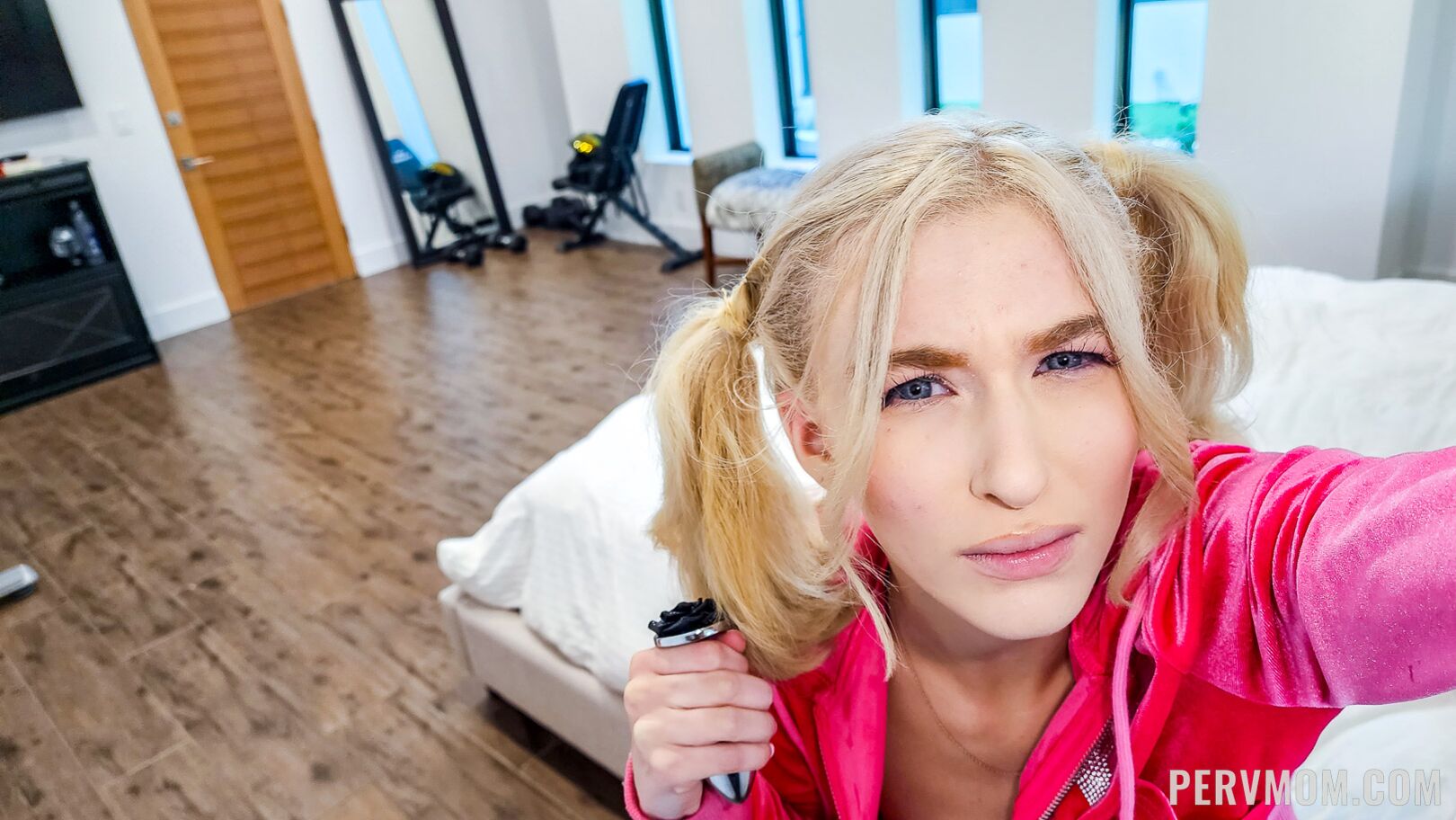 The Handjob Queen
