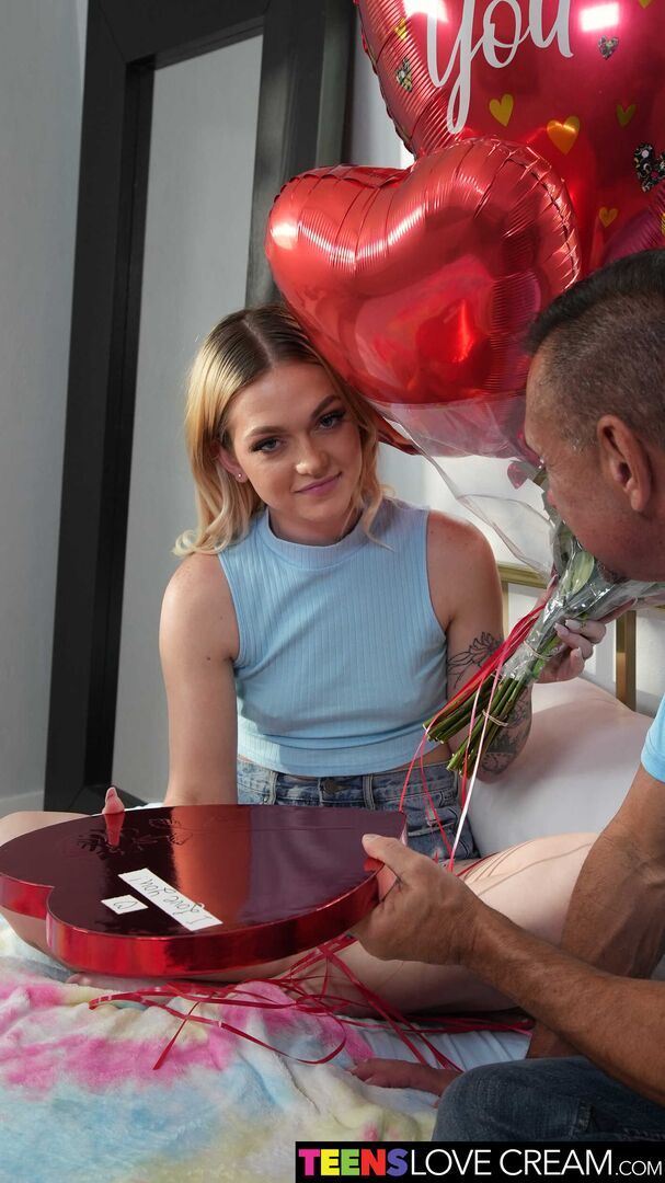 Tattooed blonde Joey White gets a cream pie from mom's boyfriend this Valentine's Day