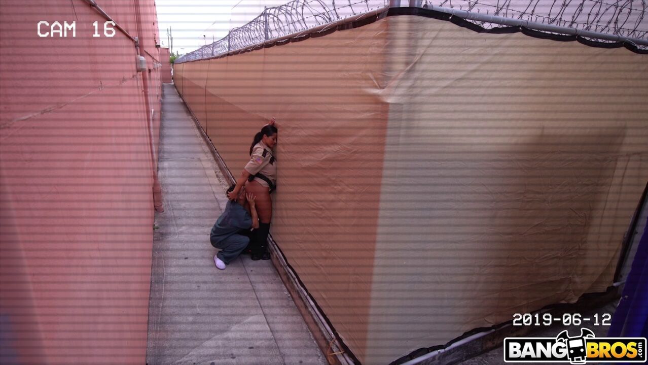 Kailani Kai Fucks Inmate