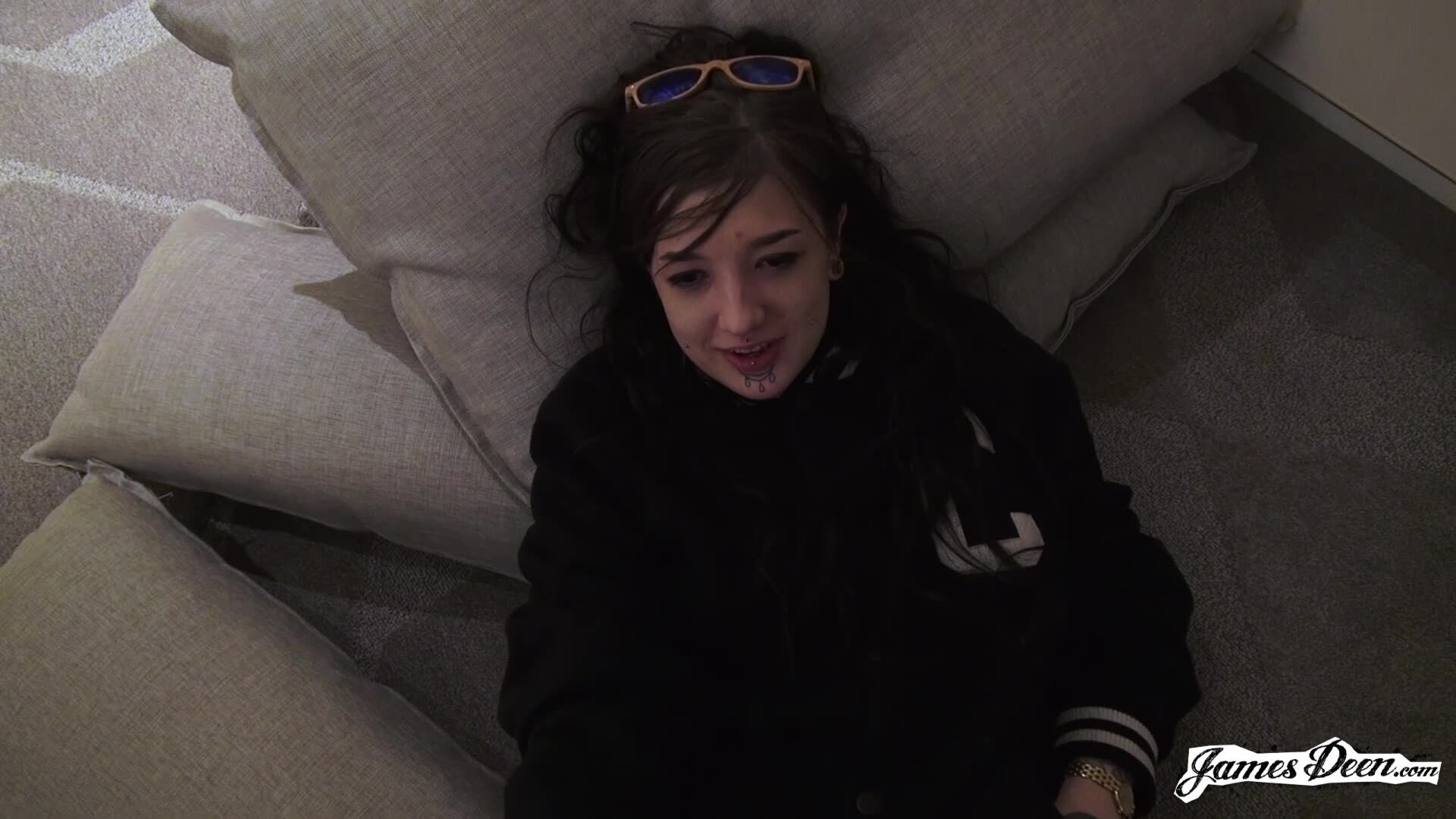 Kelsi Lynn: Will Do Anything For Cock
