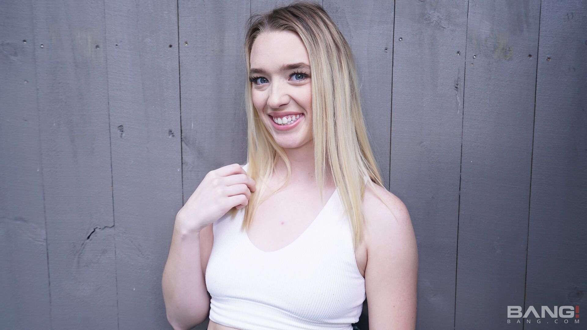 Teen Juliette Mint Takes A Fat Cock Up Her Snatch