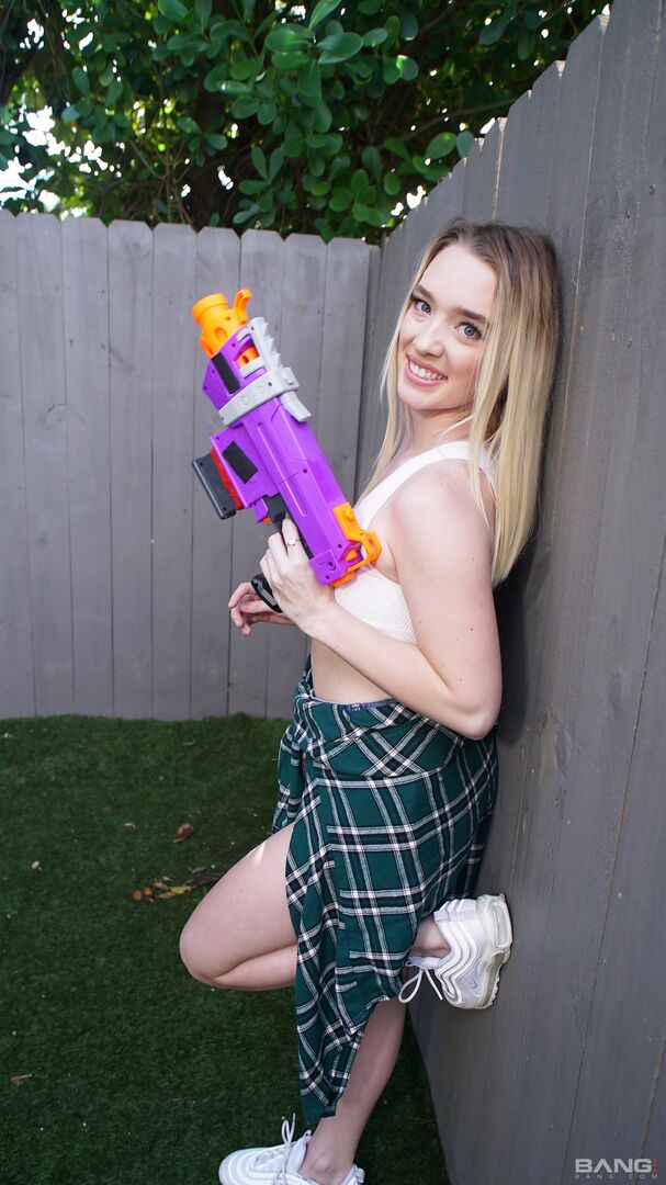 Teen Juliette Mint Takes A Fat Cock Up Her Snatch