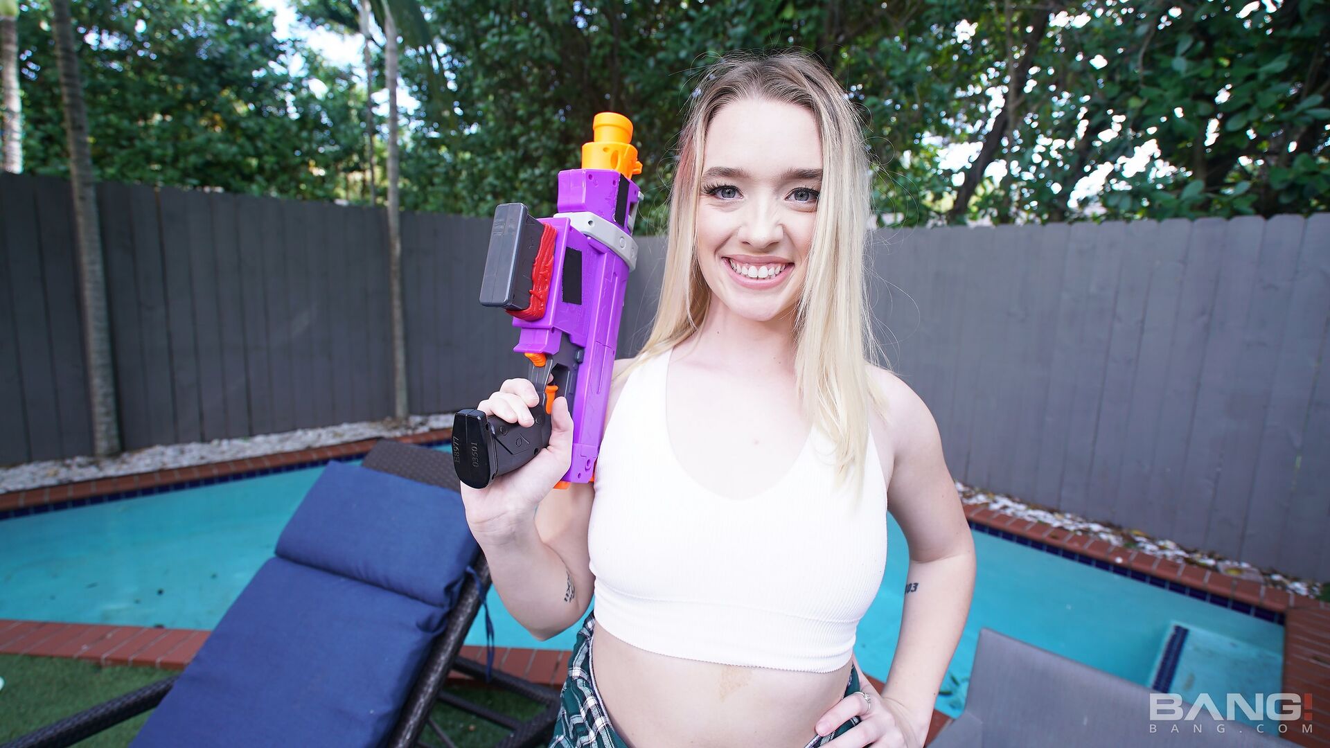 Teen Juliette Mint Takes A Fat Cock Up Her Snatch