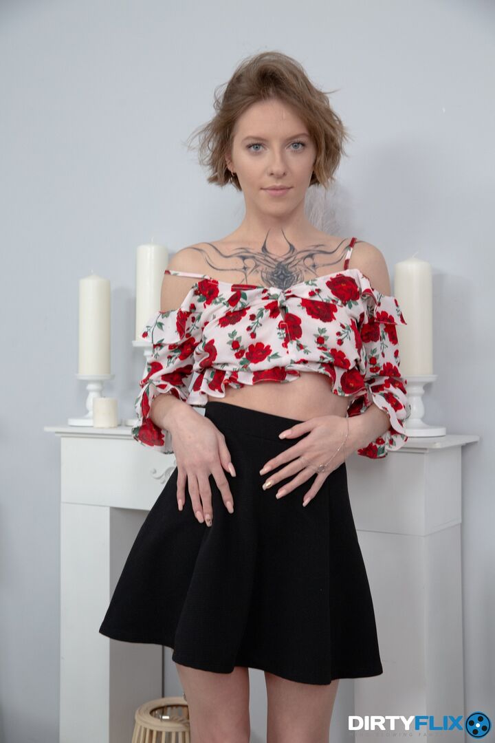 Going anal with nerdy teeny
