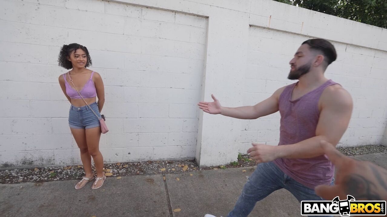 Cute Girl Gets Fucked For Cash