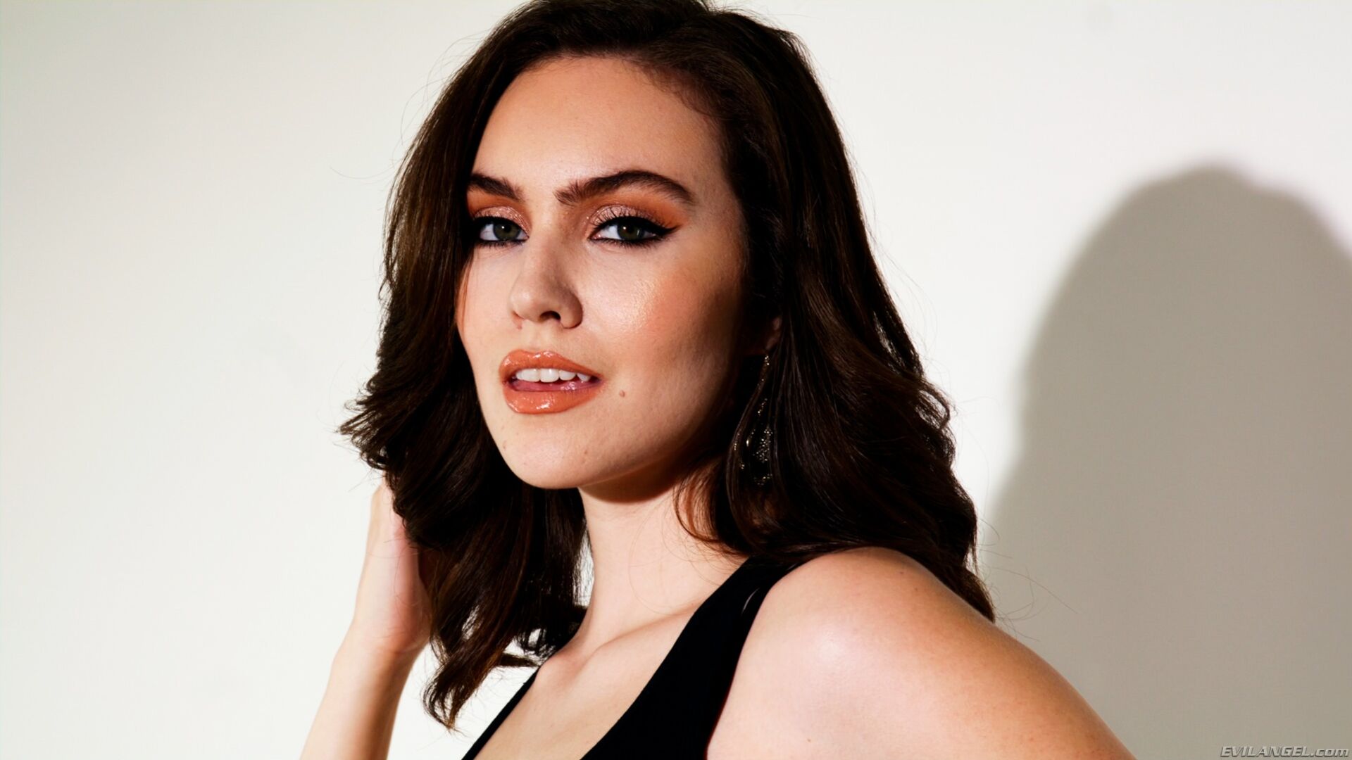 FREYA PARKER Spit-Soaked BJ 3-Way