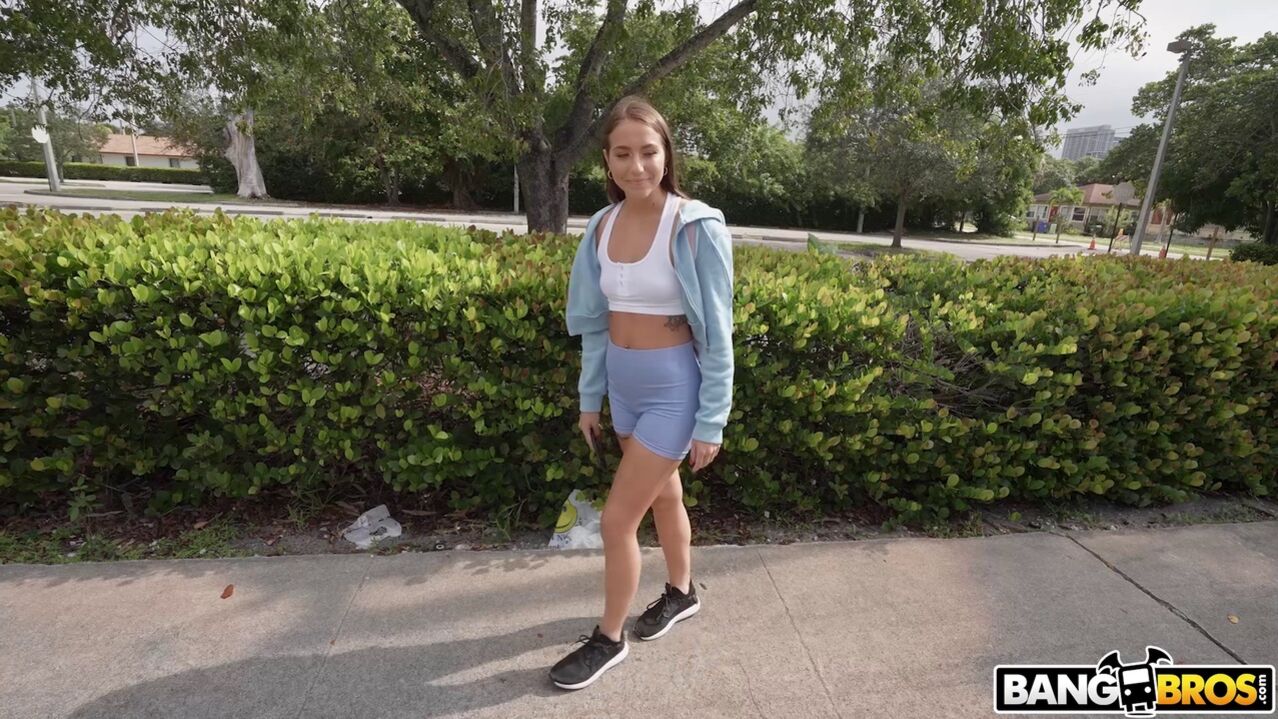 Cute Girl Gets Fucked On The Bus