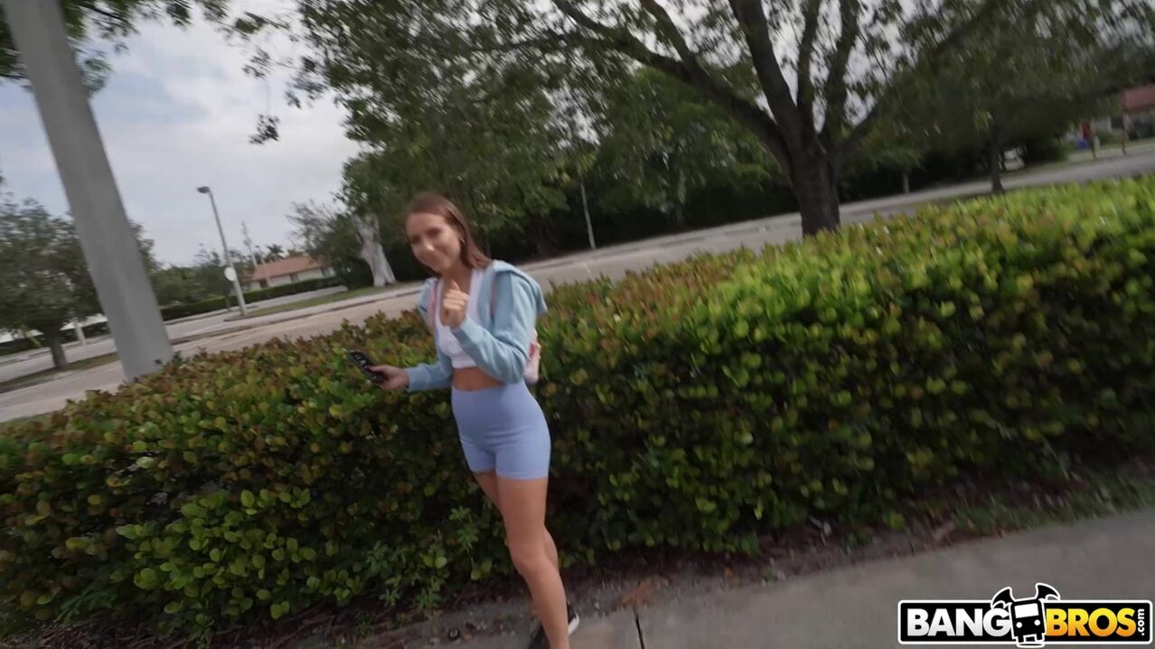 Cute Girl Gets Fucked On The Bus