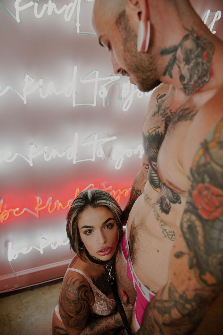 Viktor and Leigh Hook Up