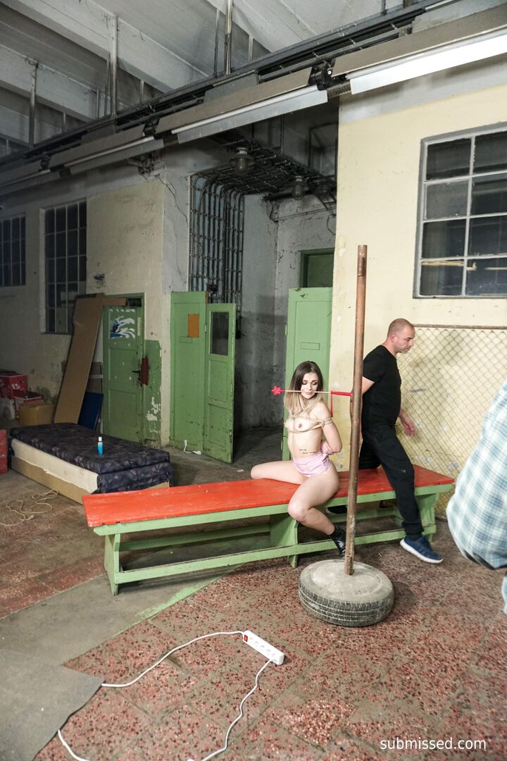 Luisa Star enjoys being dominated
