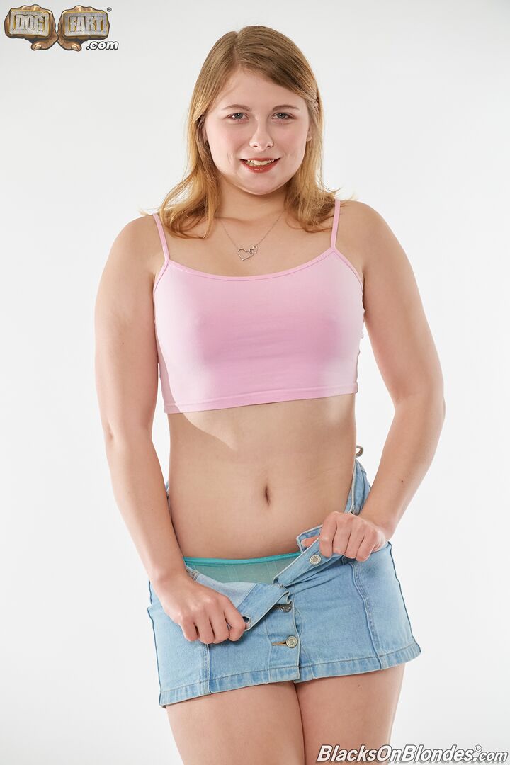 Ginger Grey-BlacksOnBlondes
