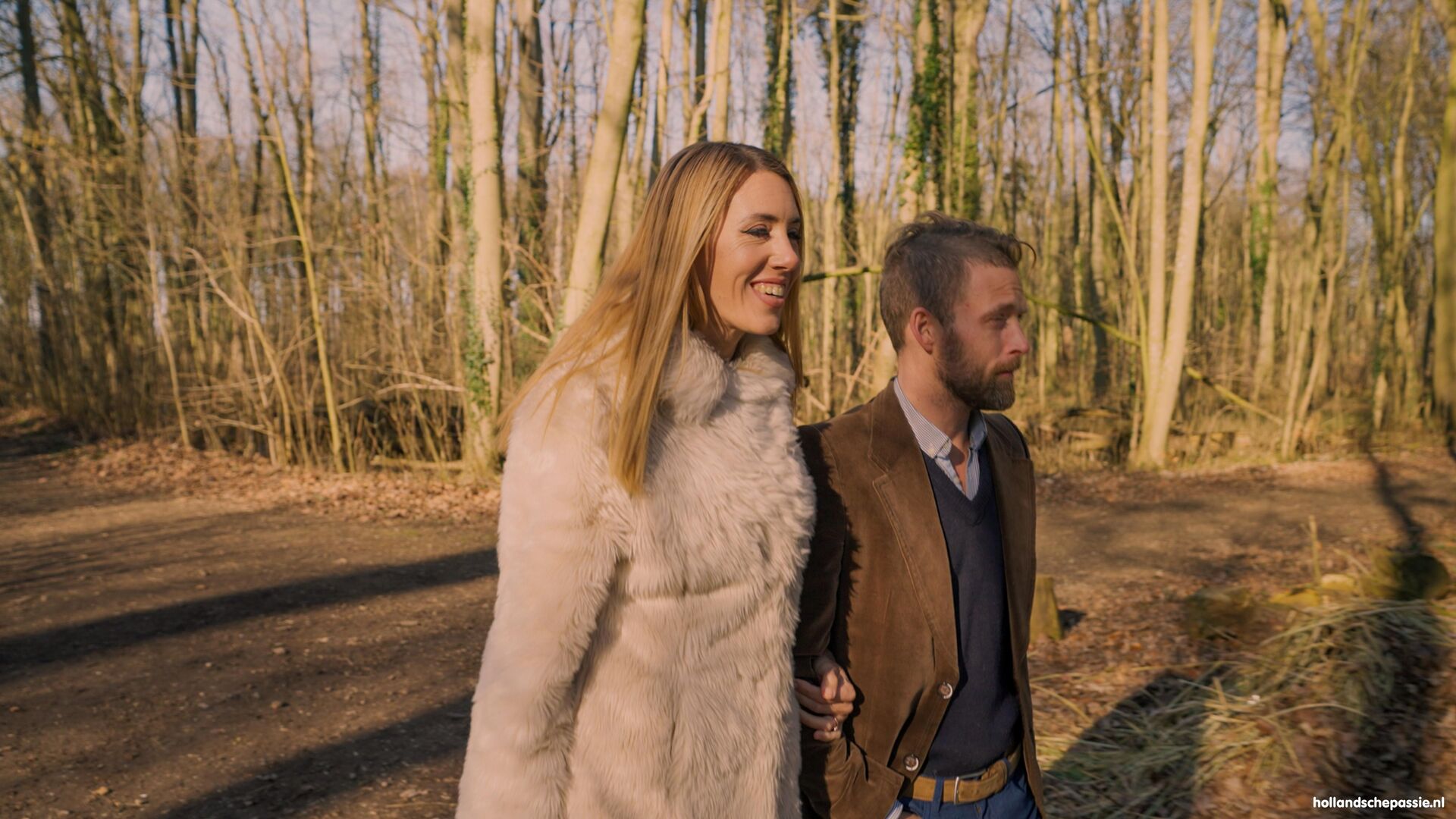 Stiekem avontuurtje in het bos
