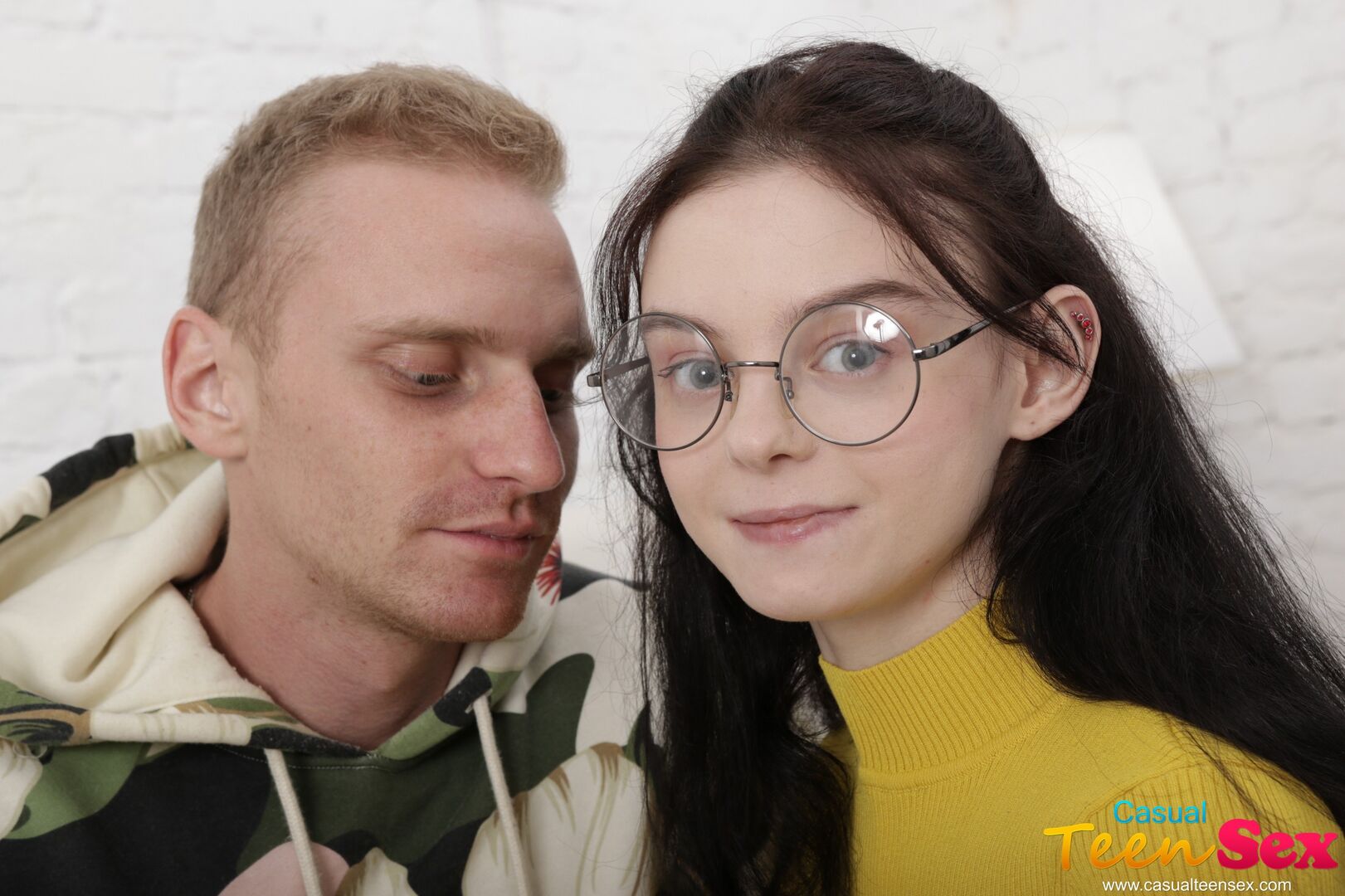 GRYFFINDOR TEENY LOVES TO FUCK