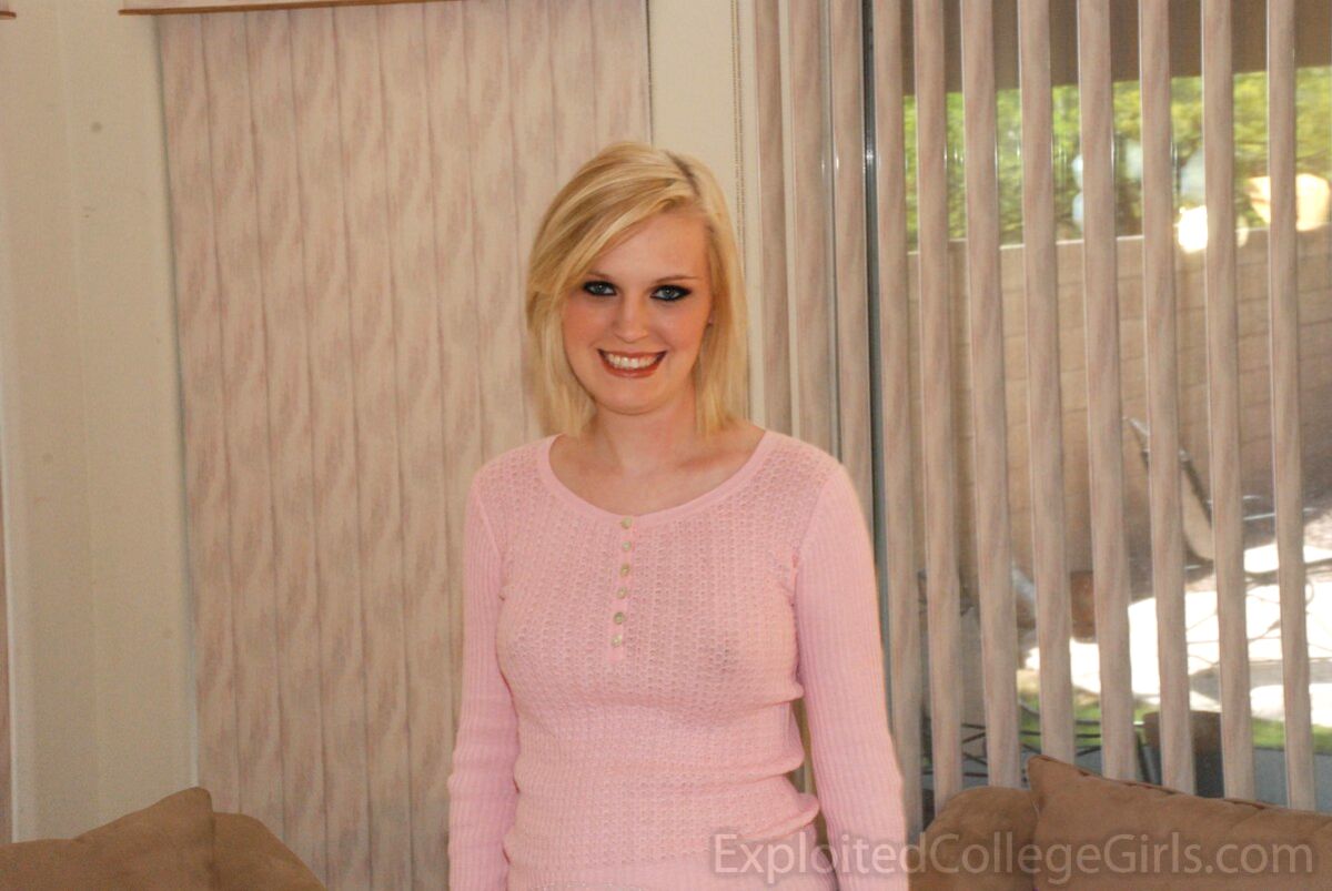 Amanda - POV 011652