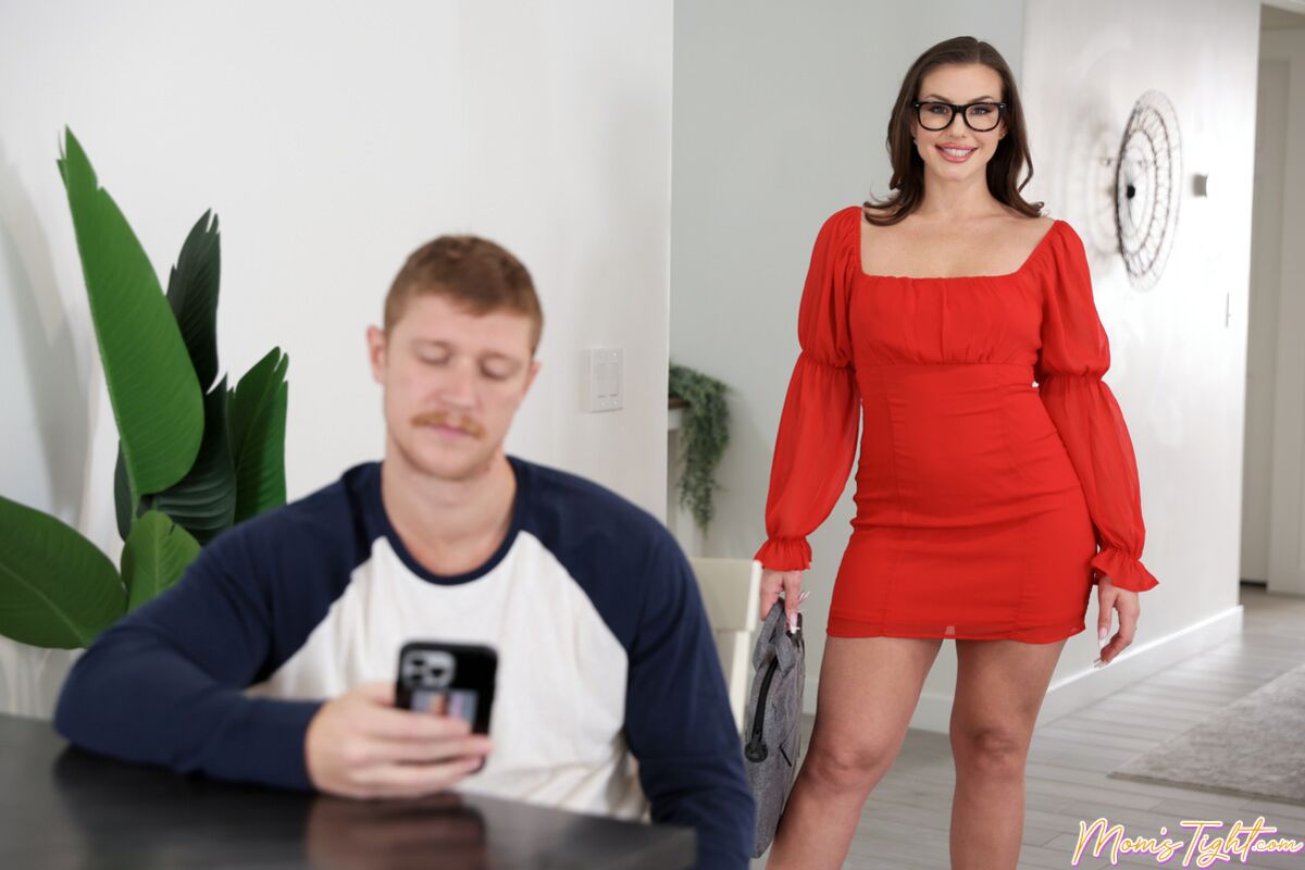 My Dominant Stepmom - S2:E2