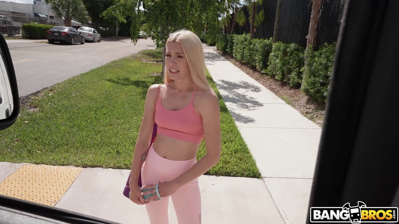 Hot Yoga Student Banged in Bus