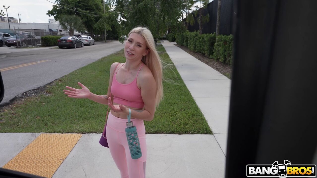 Hot Yoga Student Banged in Bus