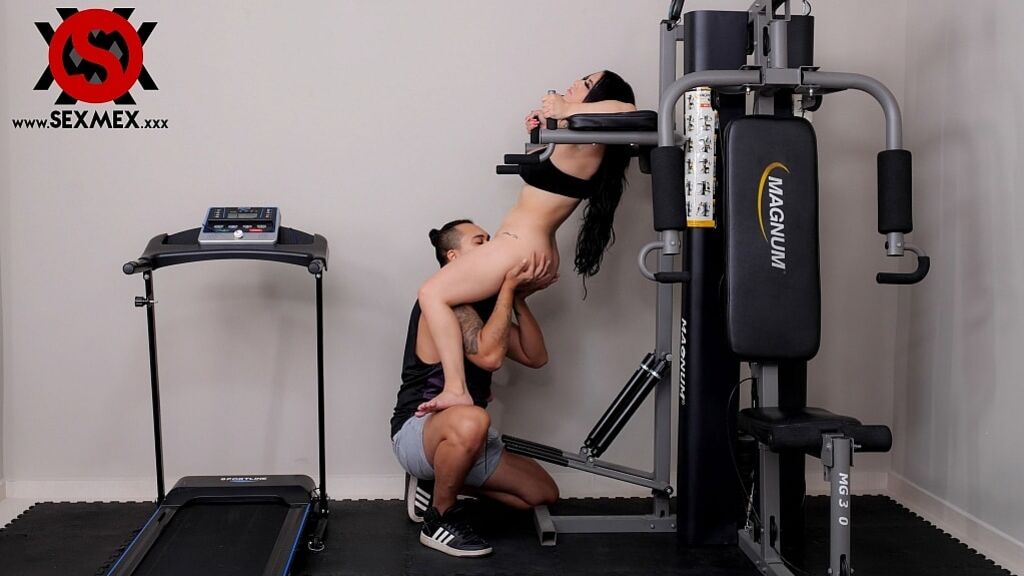 TRAINING THE BUSTY BITCH . MICHELLE ALDRETE