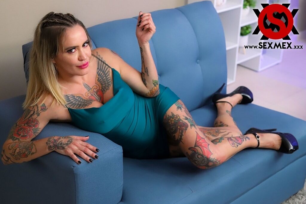 CUCKOLDING . JESSICA JANS