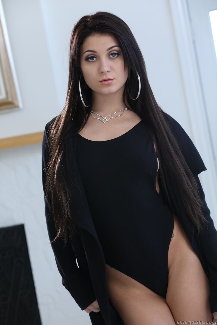Sex-Addicted Teen Hooker