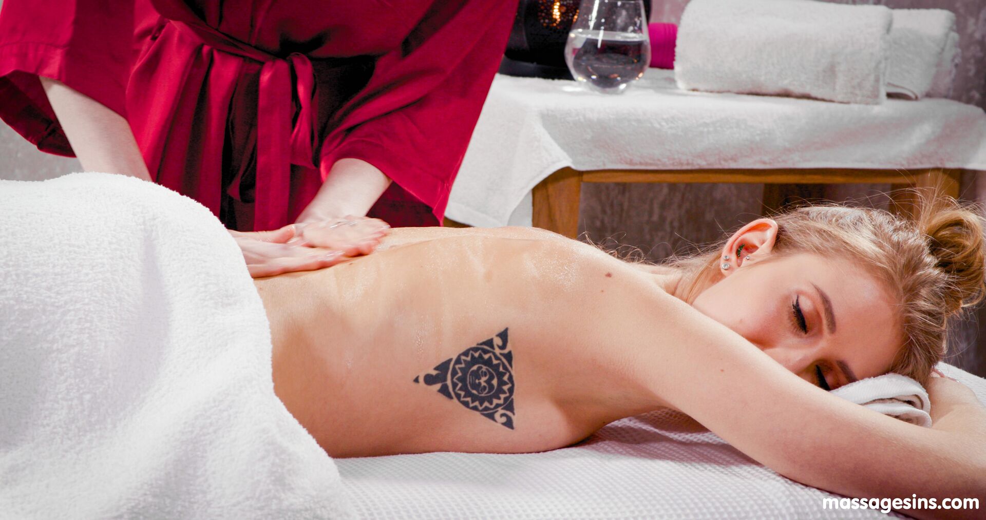 Happy ending lesbian massages
