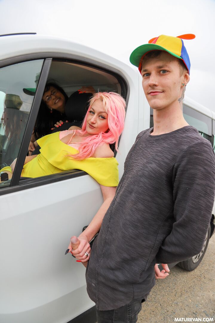 Crazy horny ladies van part 2
