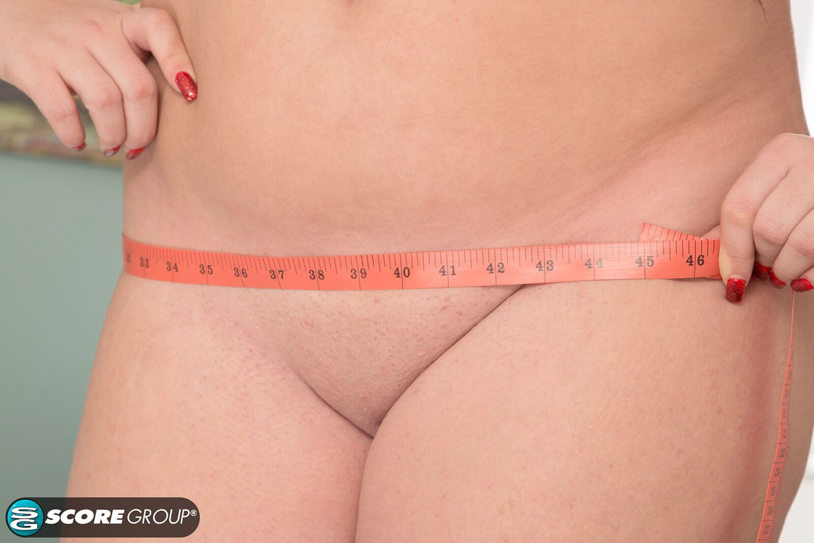 JULIANA SIMMS VOLUPTUOUS COVERGIRL