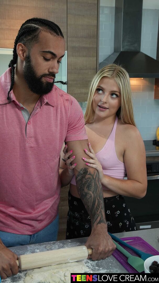 Cute blonde Jill Taylor loves her pie filled with cream