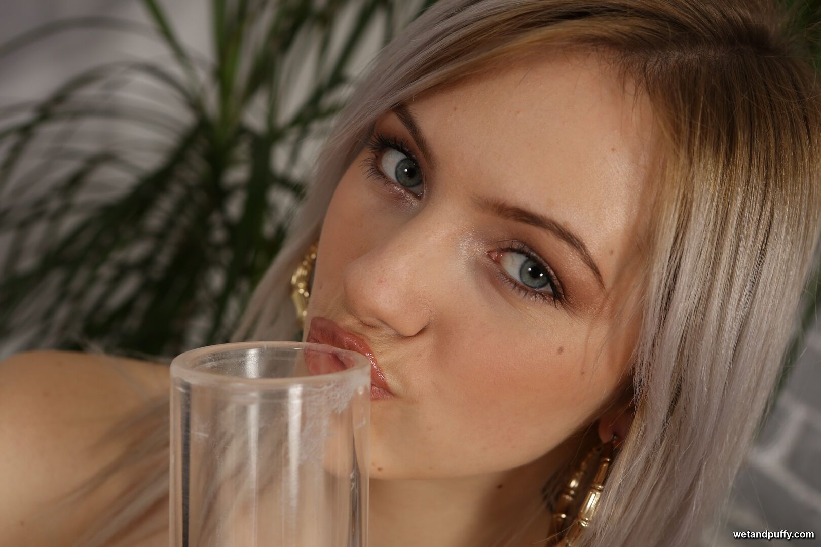 KATE FRESH — TIGHT TEEN PUSSY