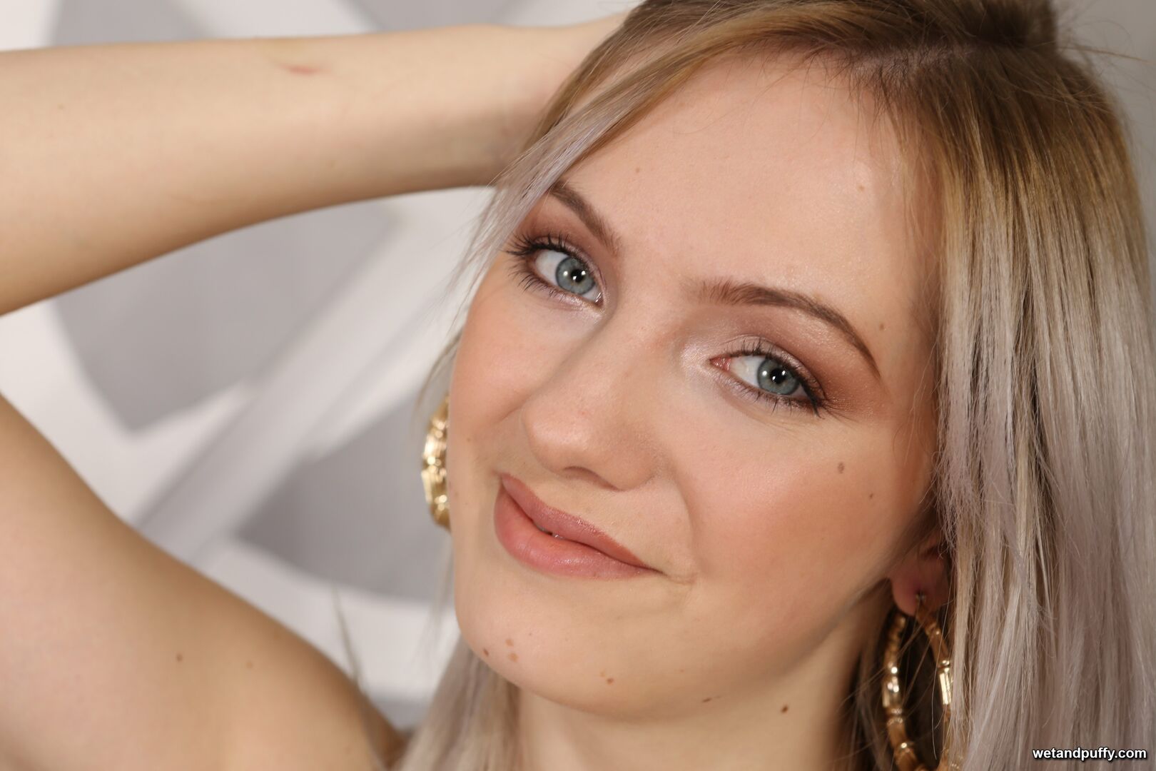 KATE FRESH — TIGHT TEEN PUSSY