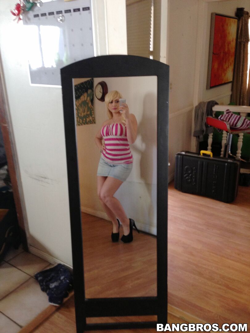 Kagney Linn Massively Dicked Down