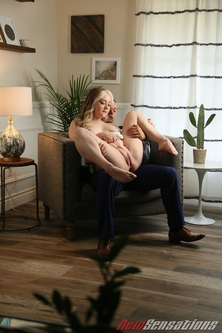 Babysitter Eva Nyx Can Handle The Hard Work Inside