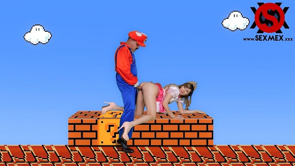 SUPER MARIO PORNO . ESMERALDA DUARTE AND KARI CACHONDA
