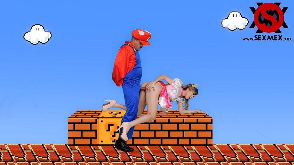 SUPER MARIO PORNO . ESMERALDA DUARTE AND KARI CACHONDA