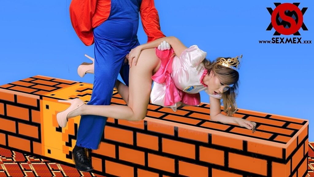 SUPER MARIO PORNO . ESMERALDA DUARTE AND KARI CACHONDA